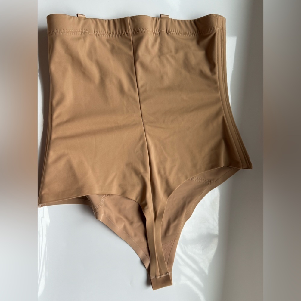 Honeylove SuperPower Thong Bodysuit Shapewear Nude Size 1X with Wash Bag - Picture 5 of 11